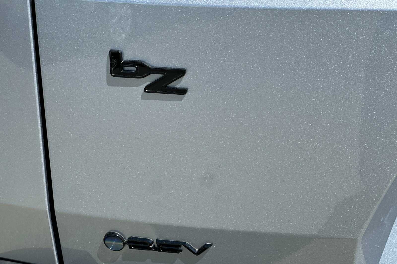 2026 Toyota bZ Woodland Base