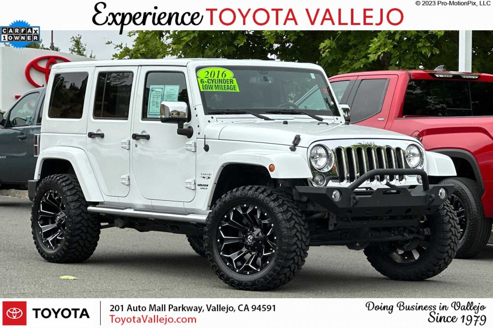 2016 Jeep Wrangler Unlimited Sahara