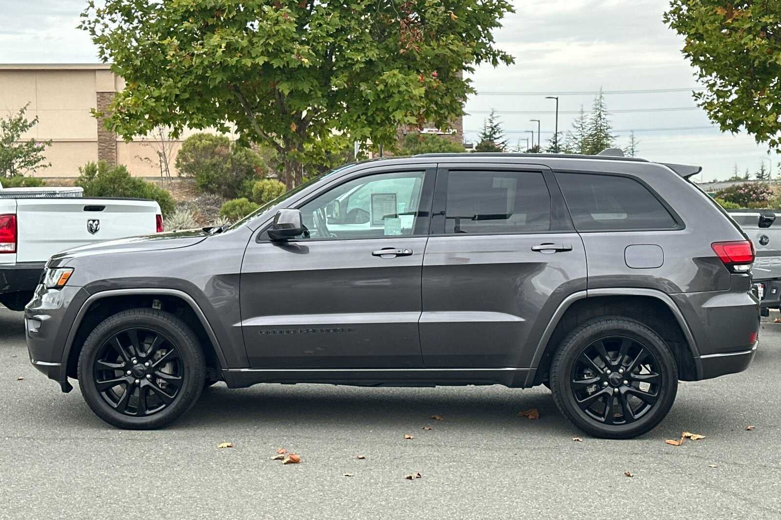 2018 Jeep Grand Cherokee Altitude