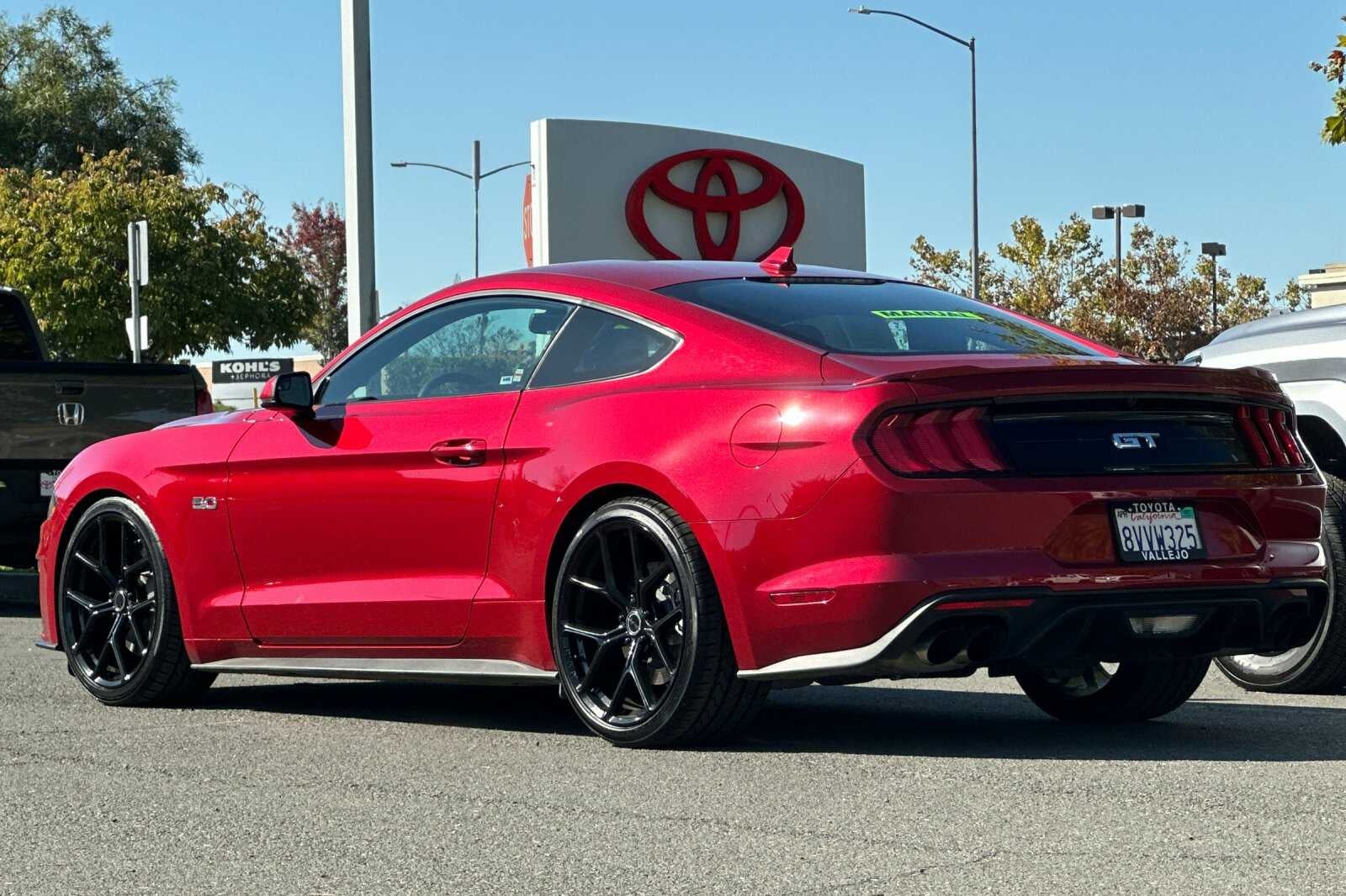 2020 Ford Mustang GT Premium 2D Coupe
