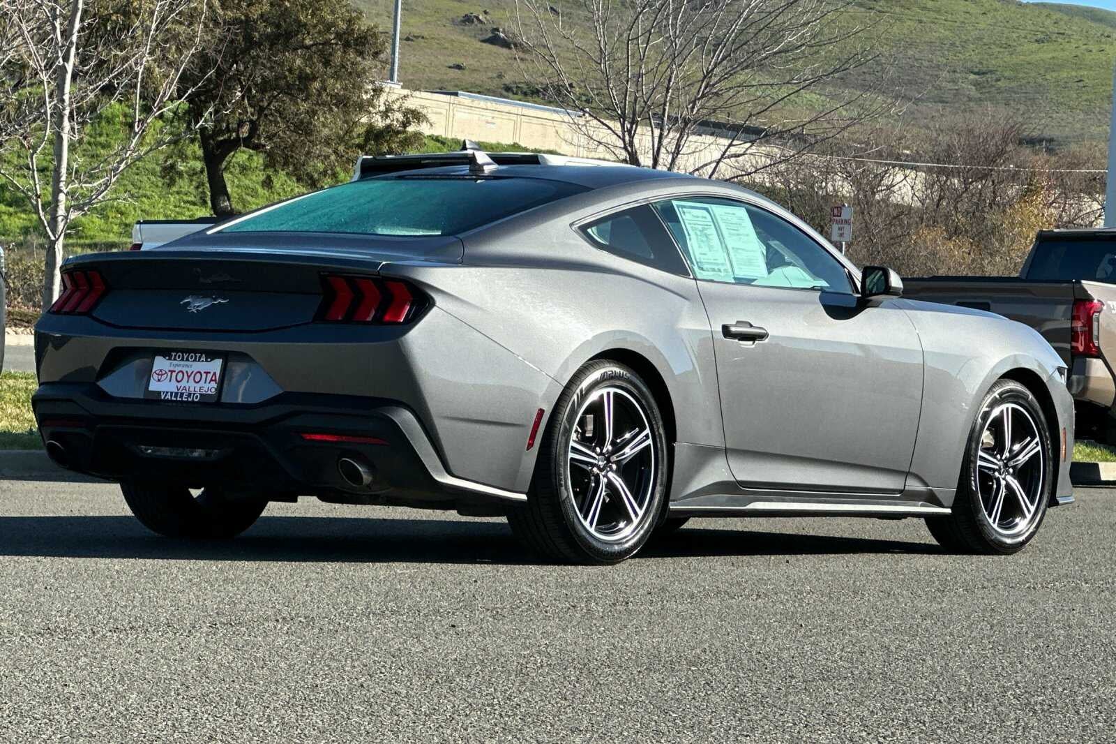 2024 Ford Mustang EcoBoost