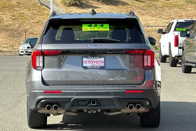 2025 Ford Explorer ST