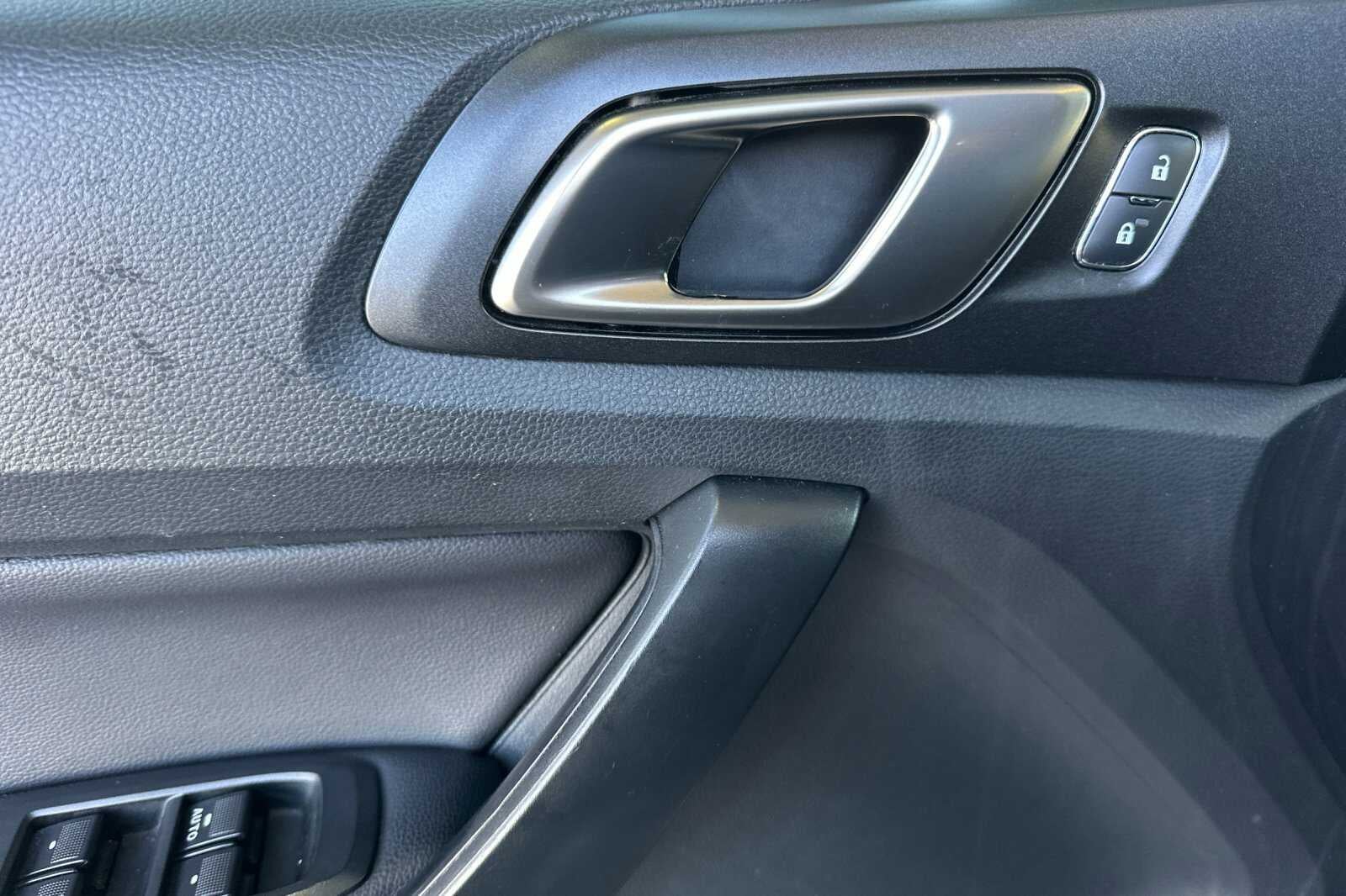 2022 Ford Ranger Lariat 4D Crew Cab