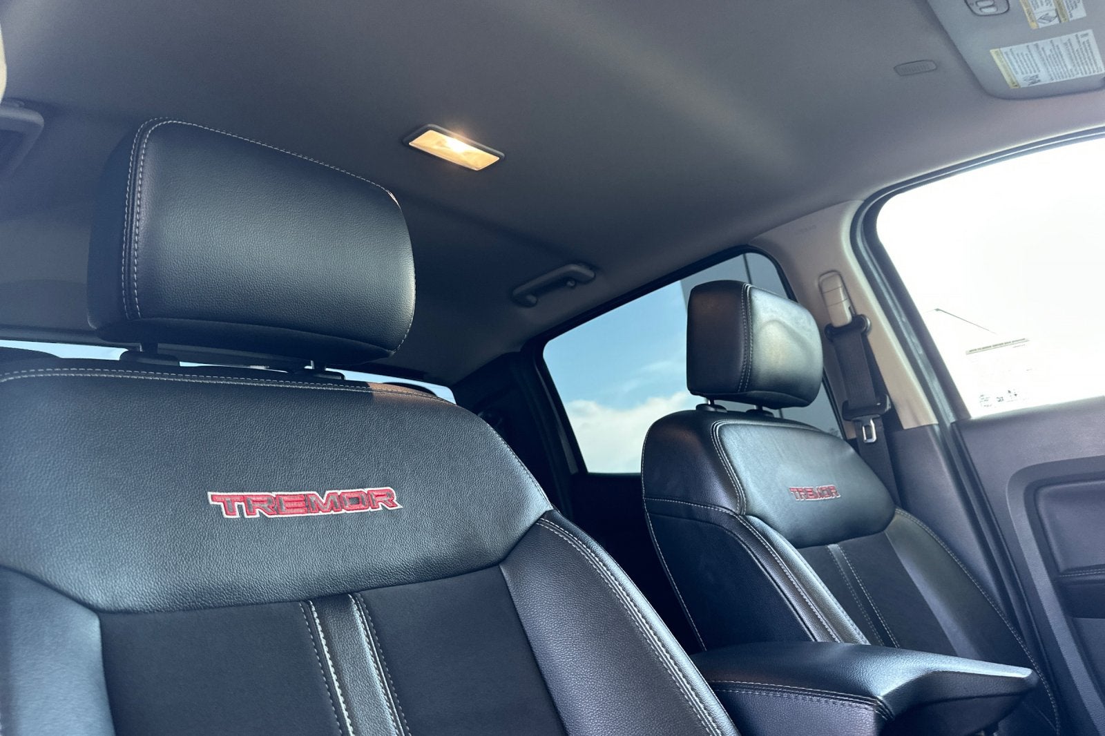 2022 Ford Ranger Lariat 4D Crew Cab