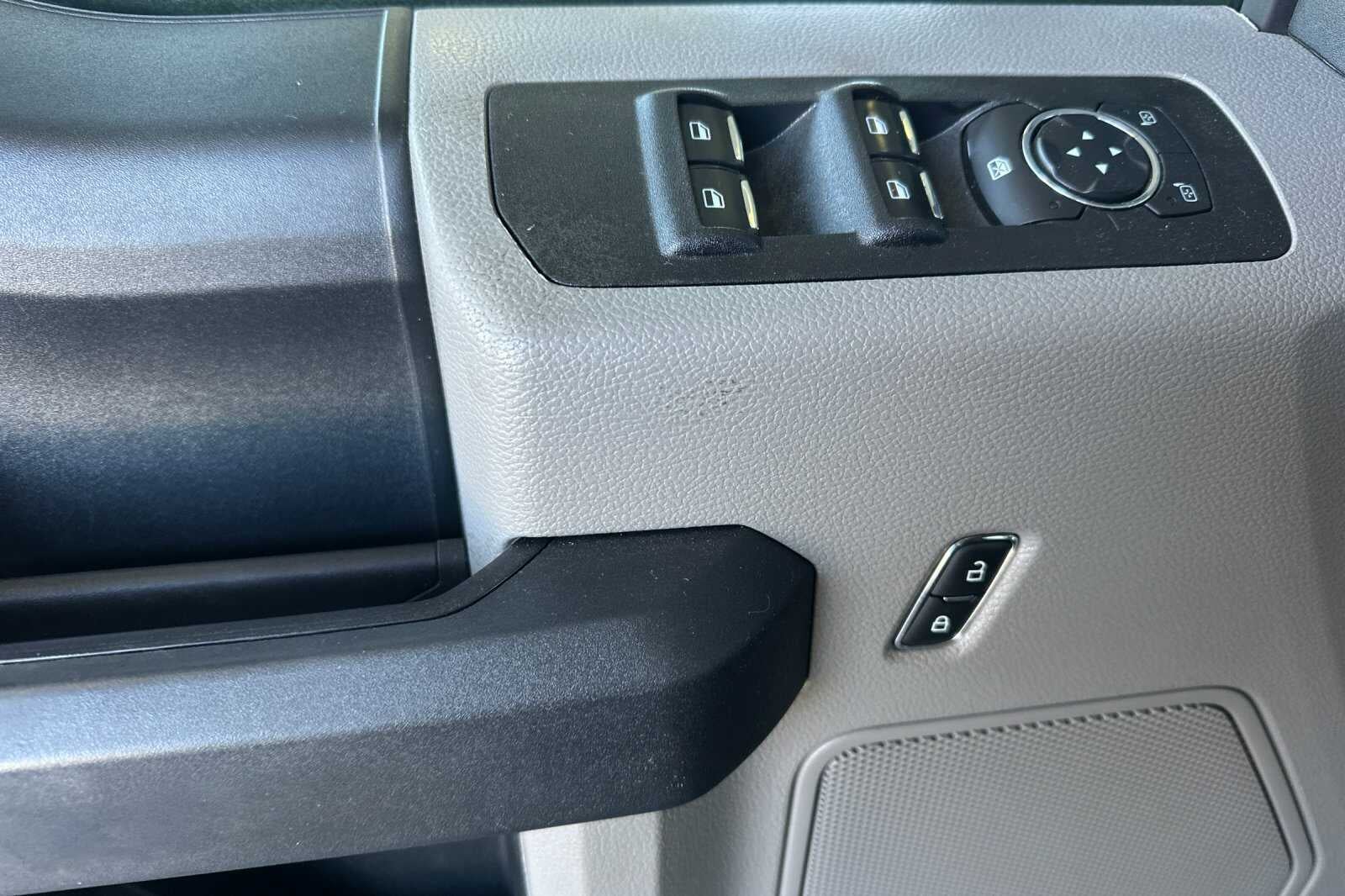 2020 Ford F-150 XL 4D SuperCrew