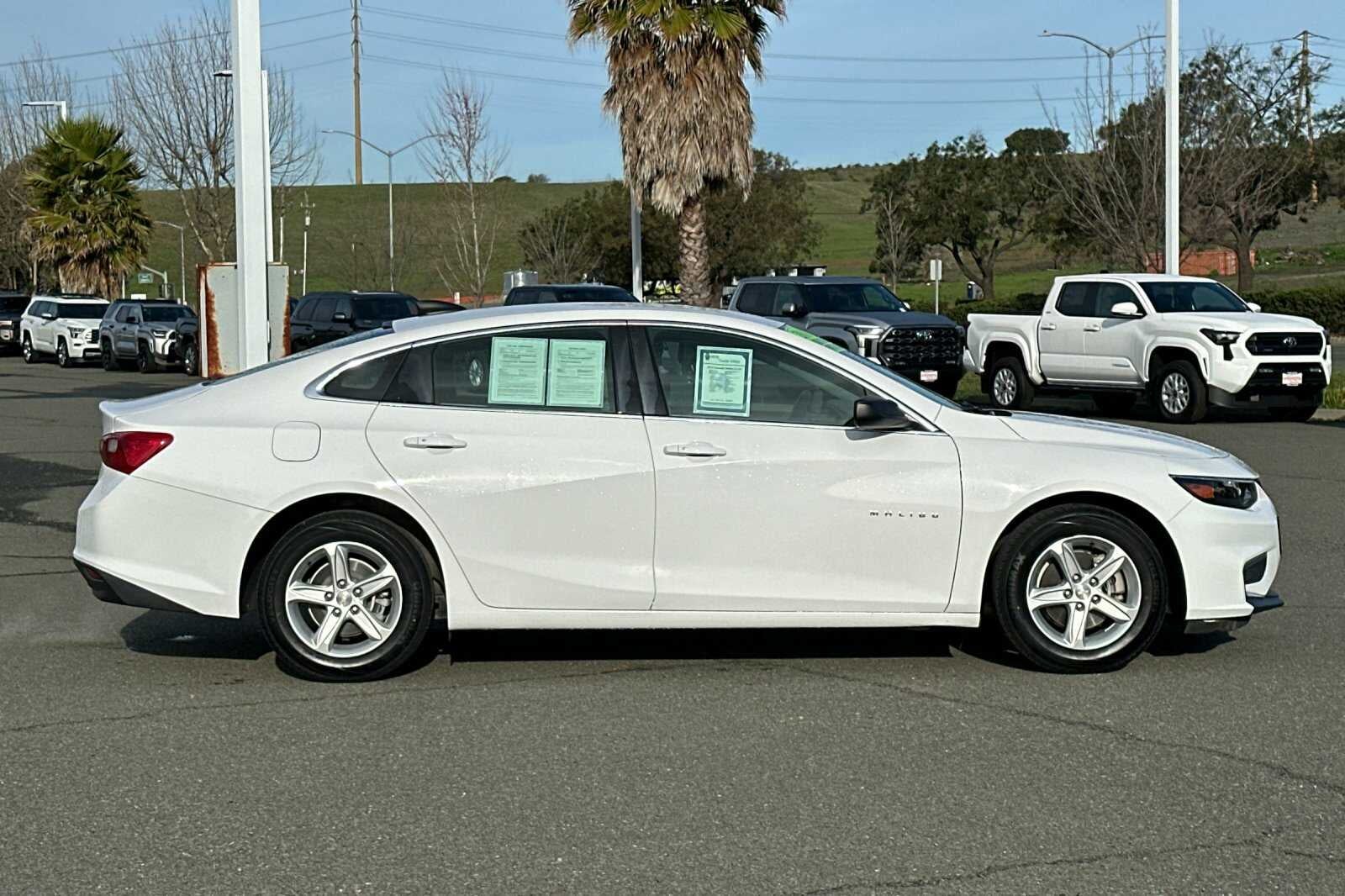 2018 Chevrolet Malibu LS