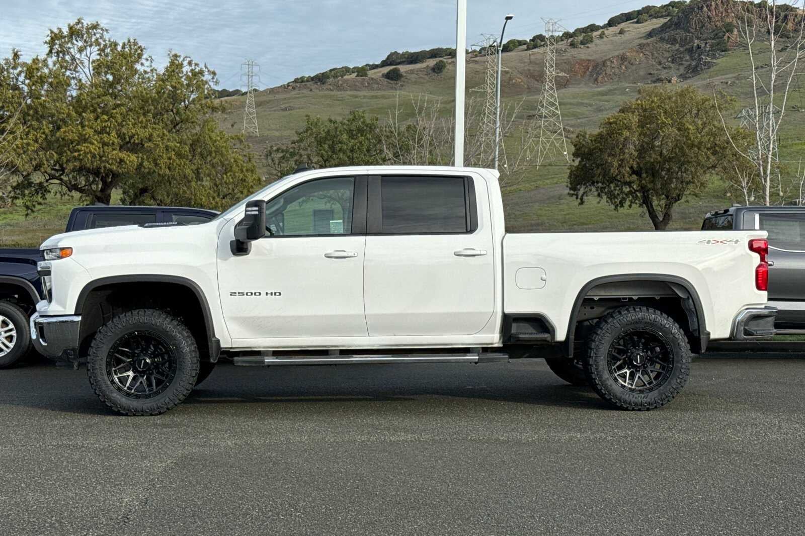 2025 Chevrolet Silverado 2500HD LT