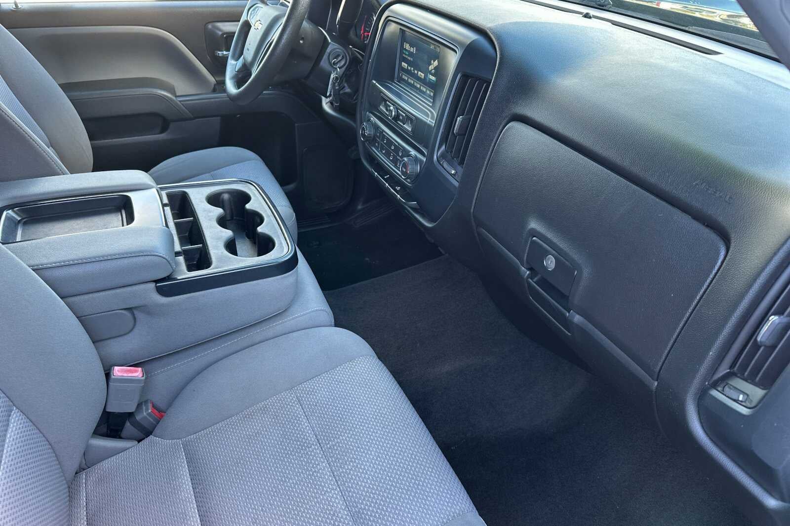 2018 Chevrolet Silverado 1500 Custom