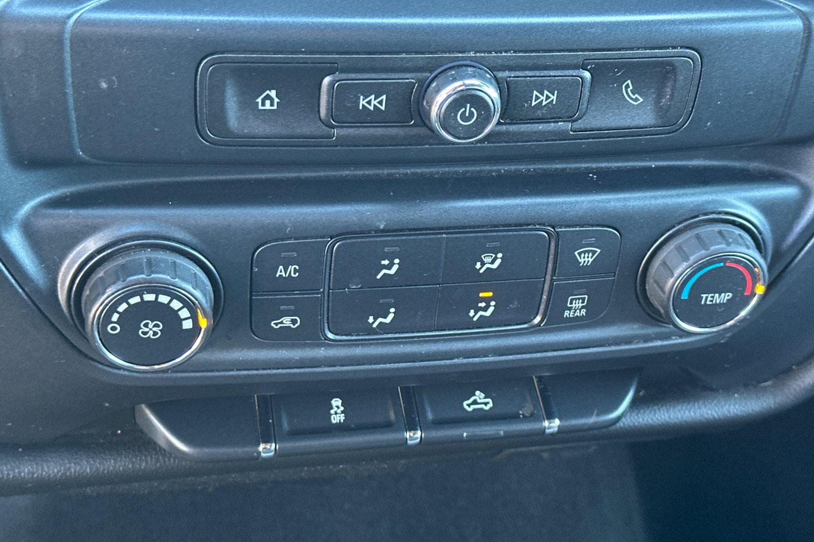 2018 Chevrolet Silverado 1500 Custom