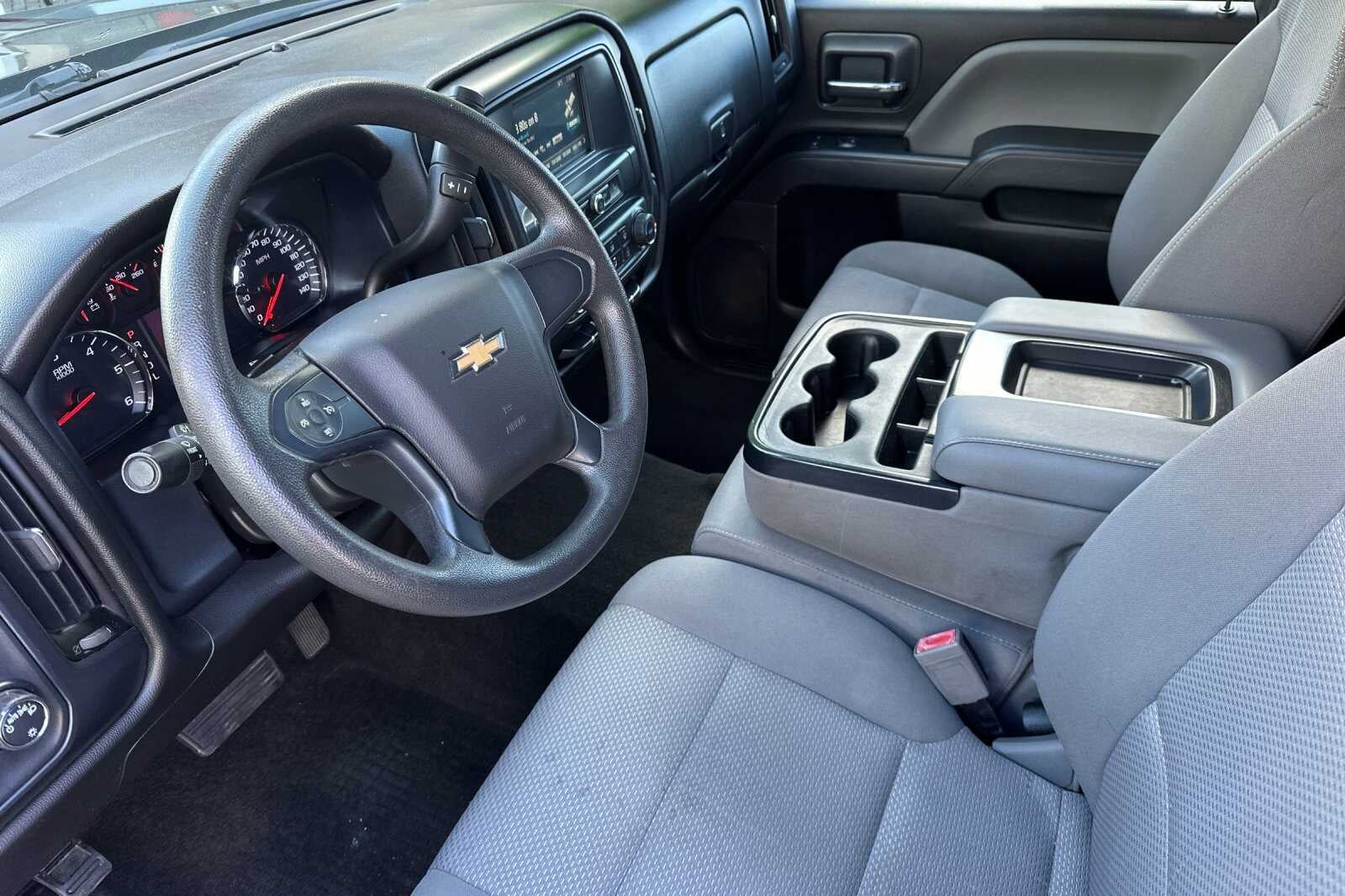 2018 Chevrolet Silverado 1500 Custom