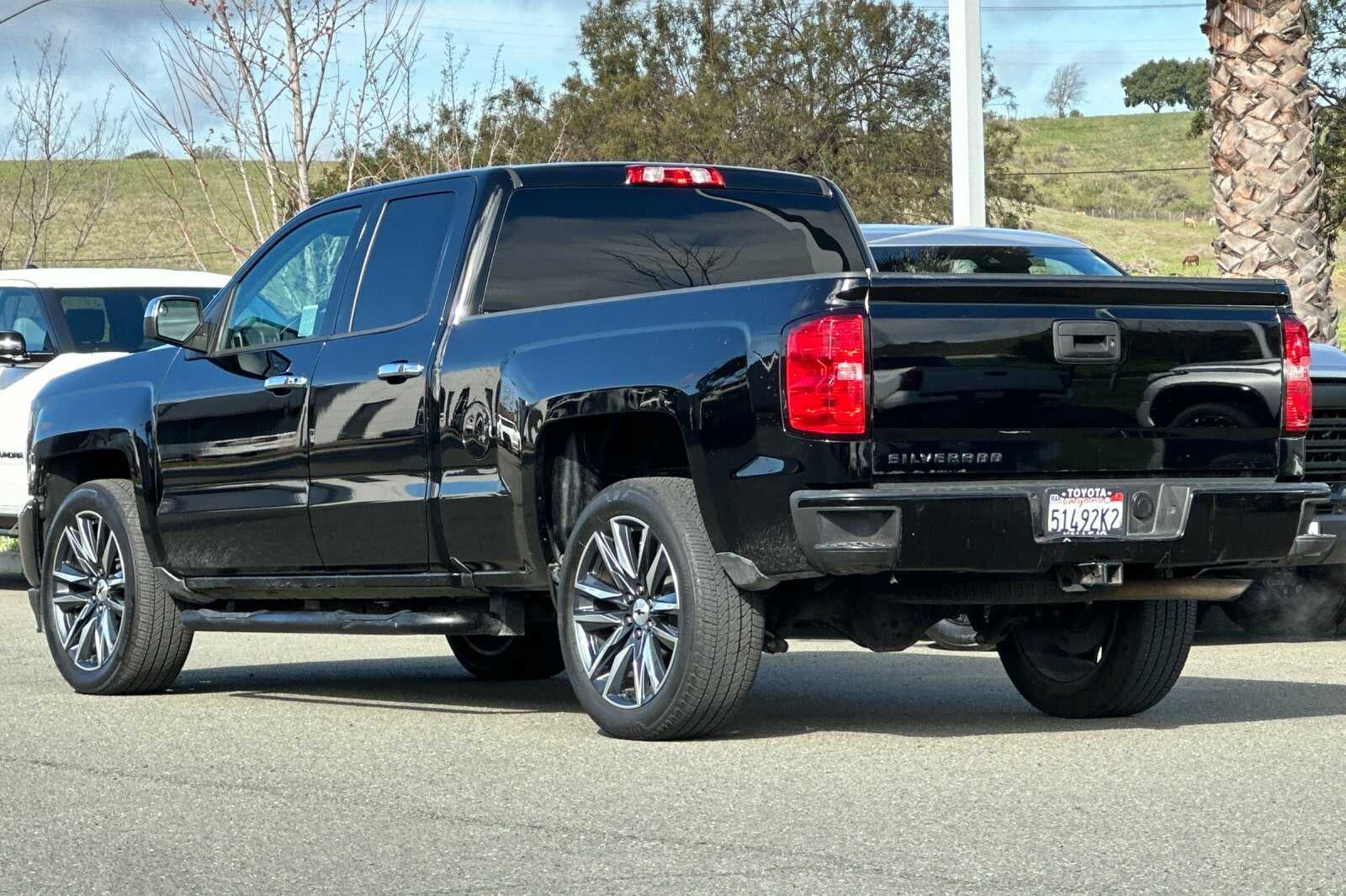 2018 Chevrolet Silverado 1500 Custom