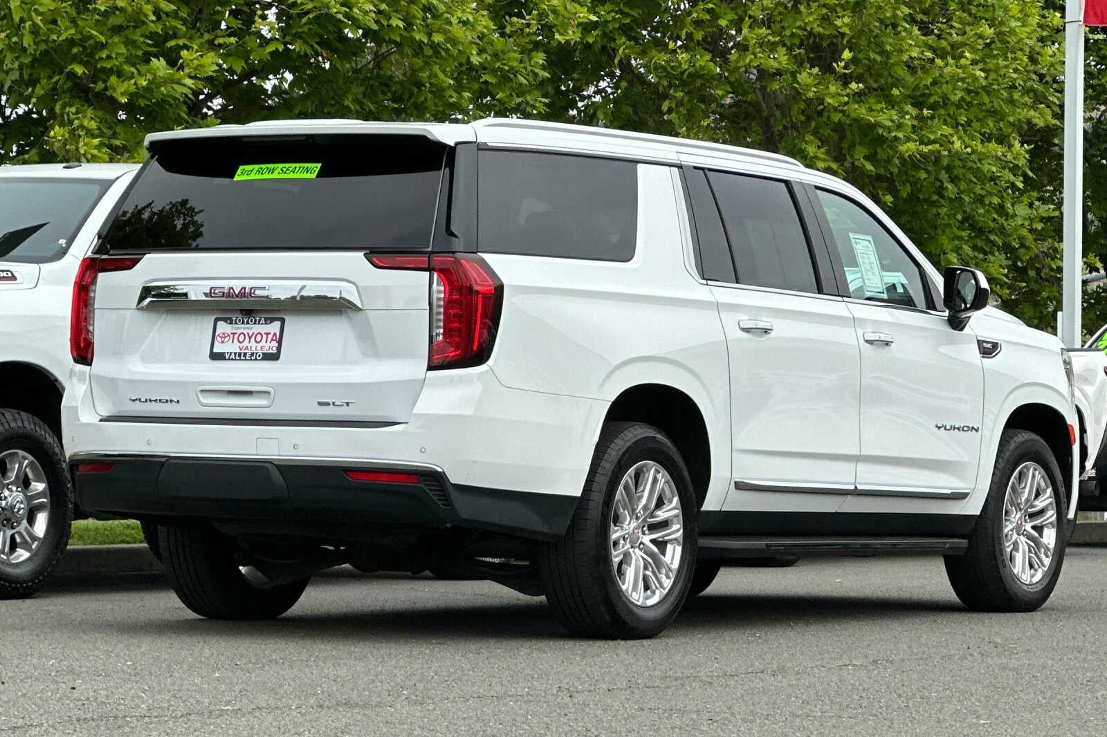 2024 GMC Yukon XL SLT