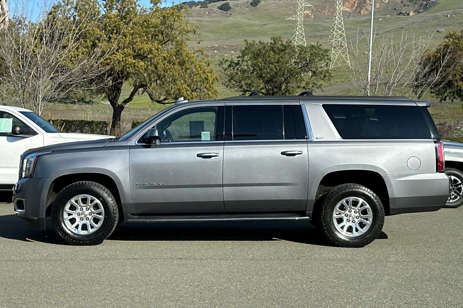 2020 GMC Yukon XL SLT