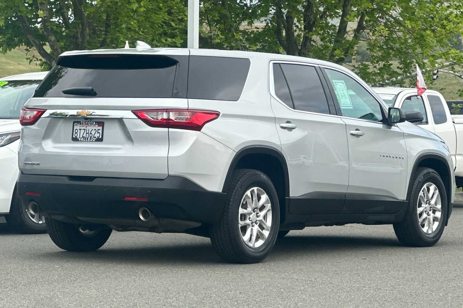 2021 Chevrolet Traverse LS