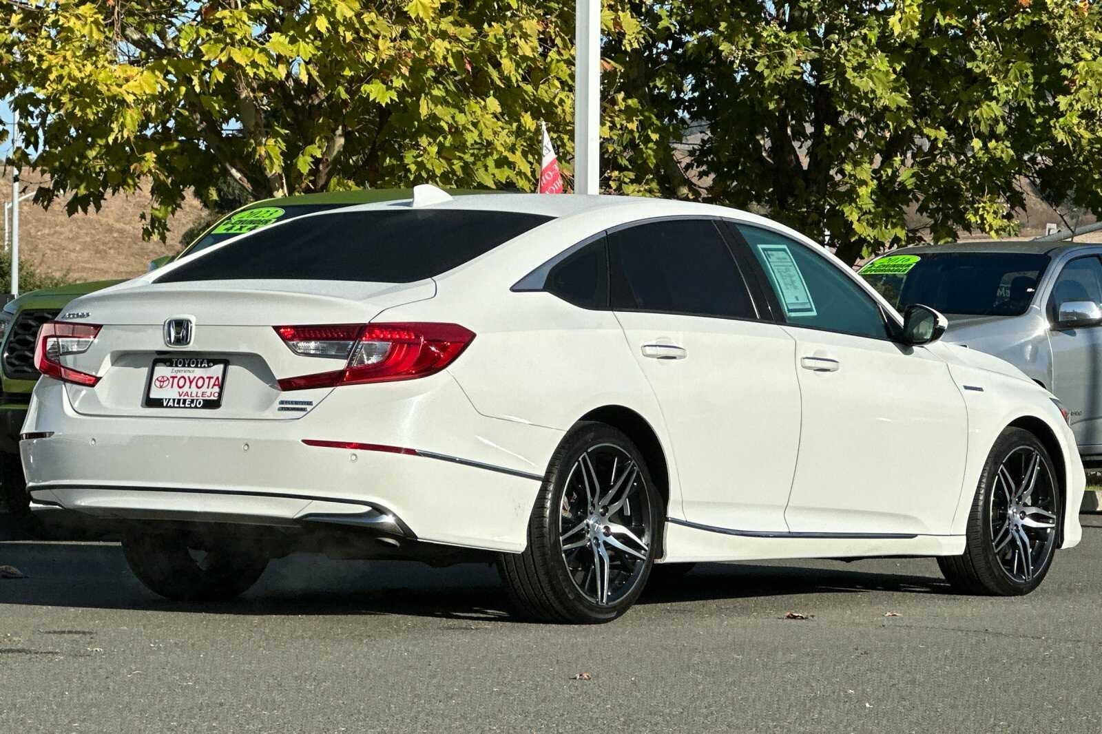 2022 Honda Accord Hybrid Touring