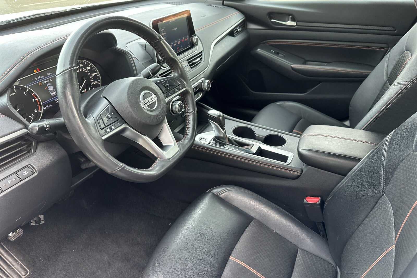 2022 Nissan Altima 2.5 SR