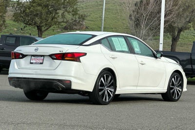 2022 Nissan Altima 2.5 SR