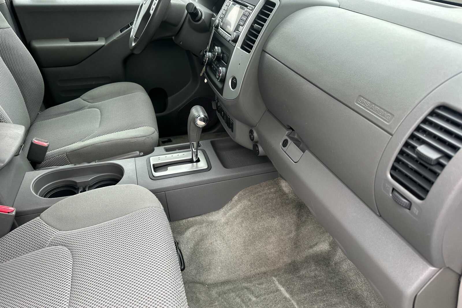 2018 Nissan Frontier SV V6