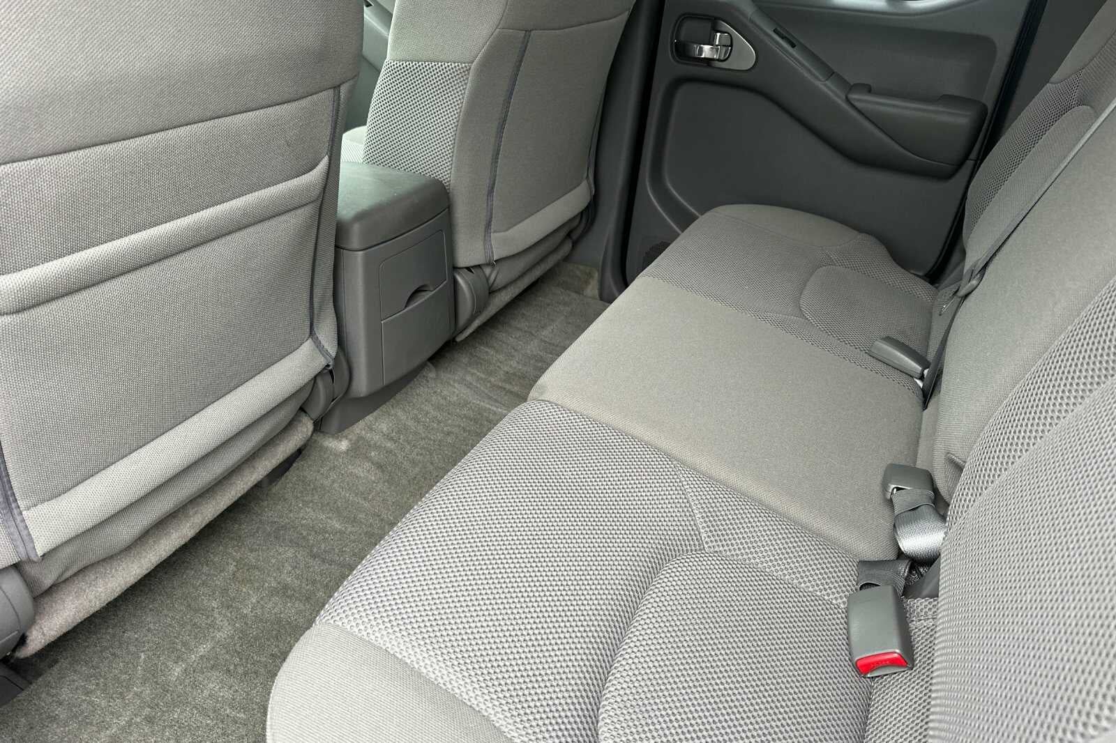 2018 Nissan Frontier SV V6