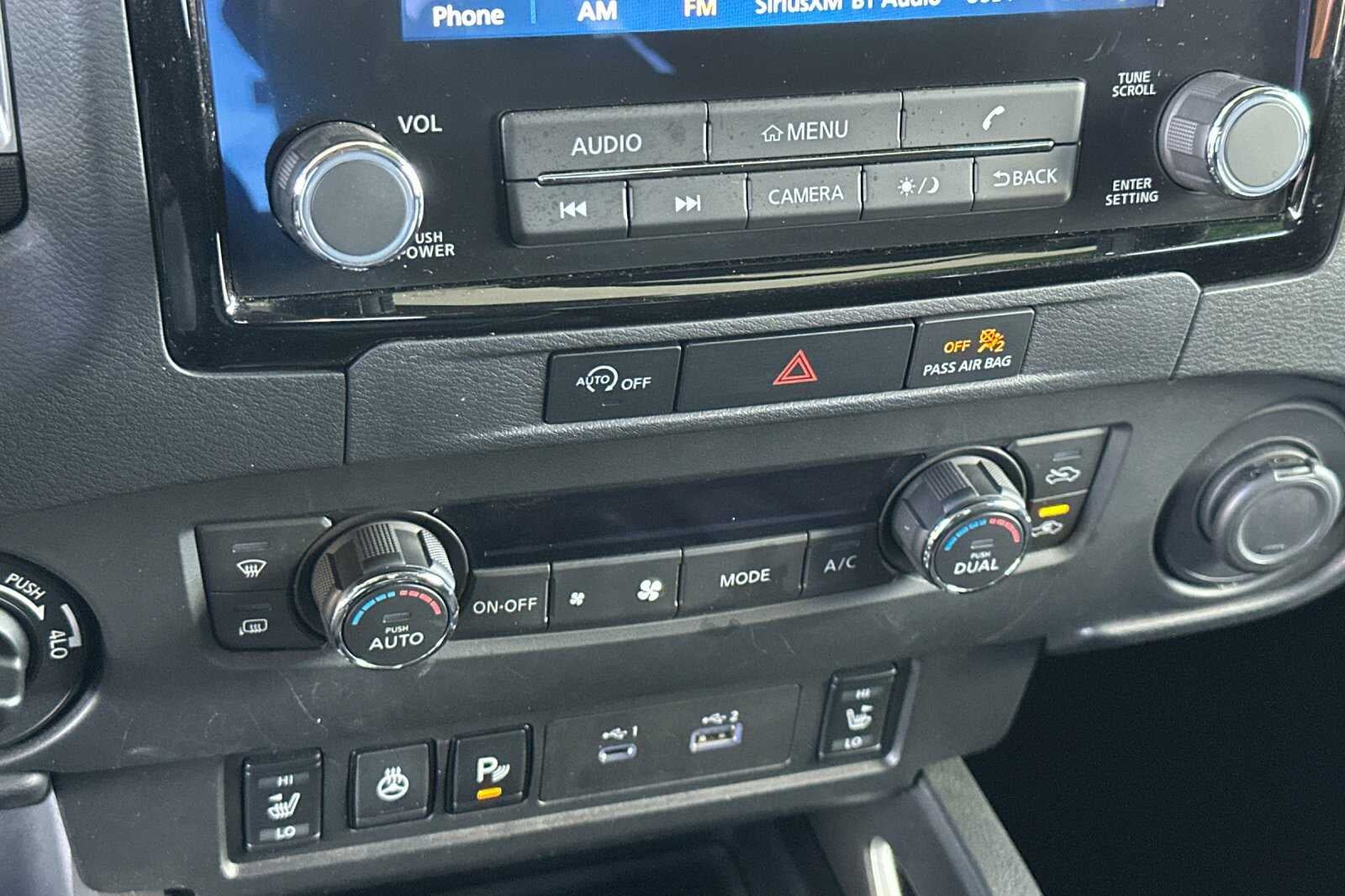2024 Nissan Frontier SV