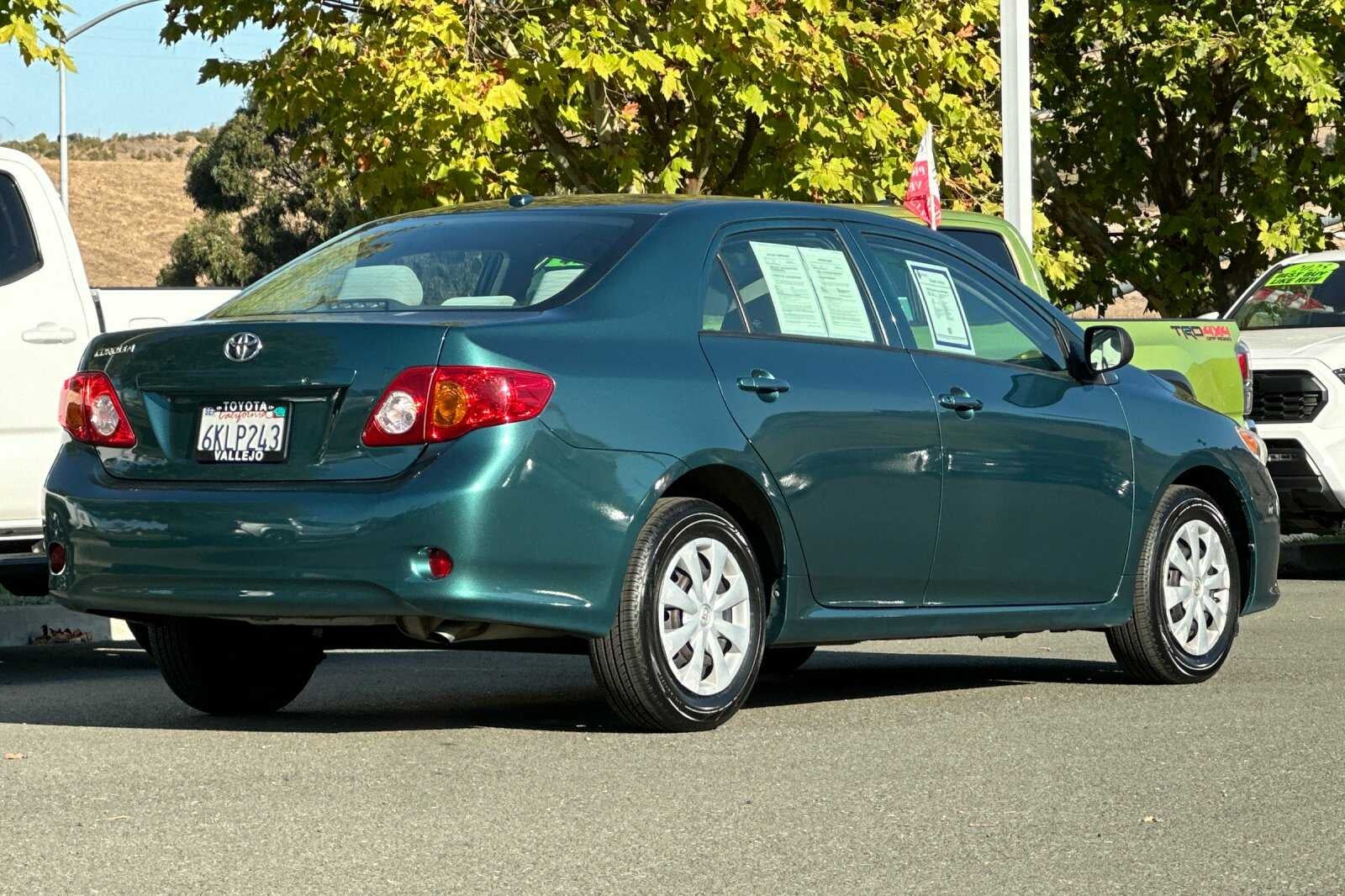 2010 Toyota Corolla 4D Sedan