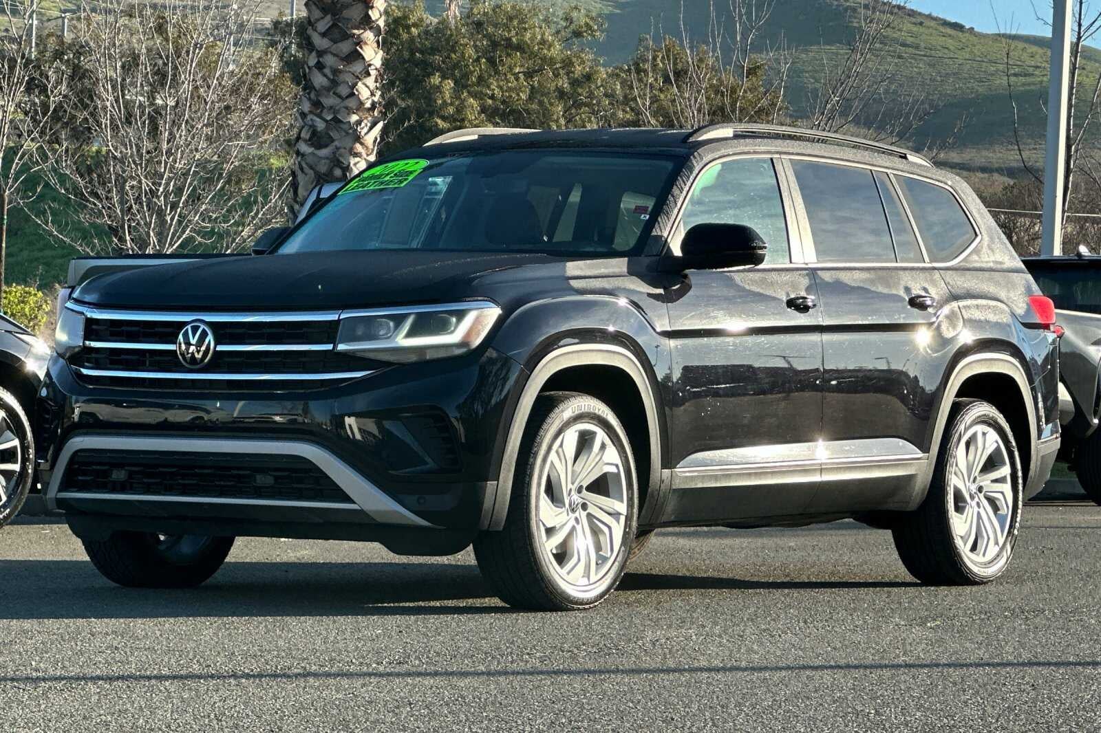 2022 Volkswagen Atlas 2.0T SE w/Technology