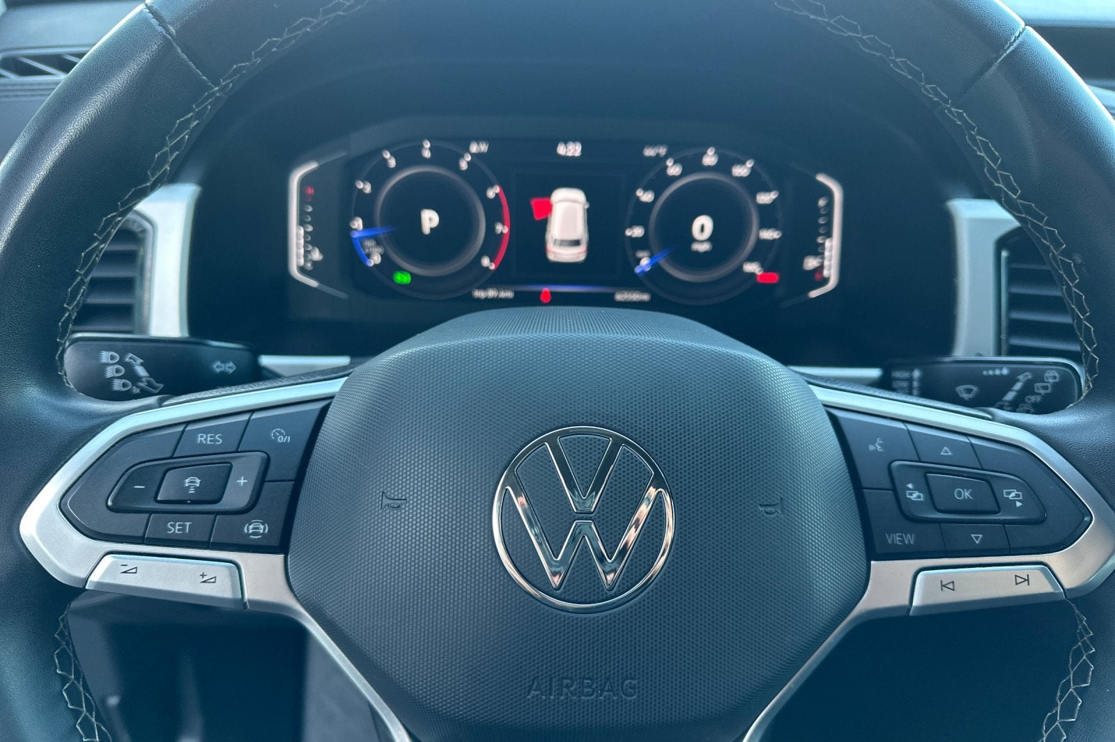 2022 Volkswagen Atlas 2.0T SE w/Technology