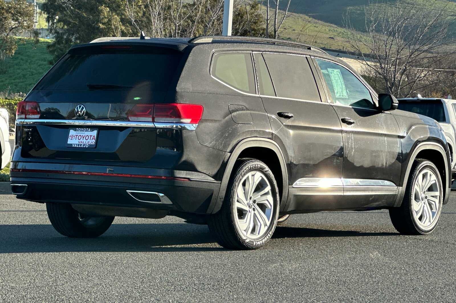 2022 Volkswagen Atlas 2.0T SE w/Technology