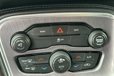 2016 Dodge Challenger SXT