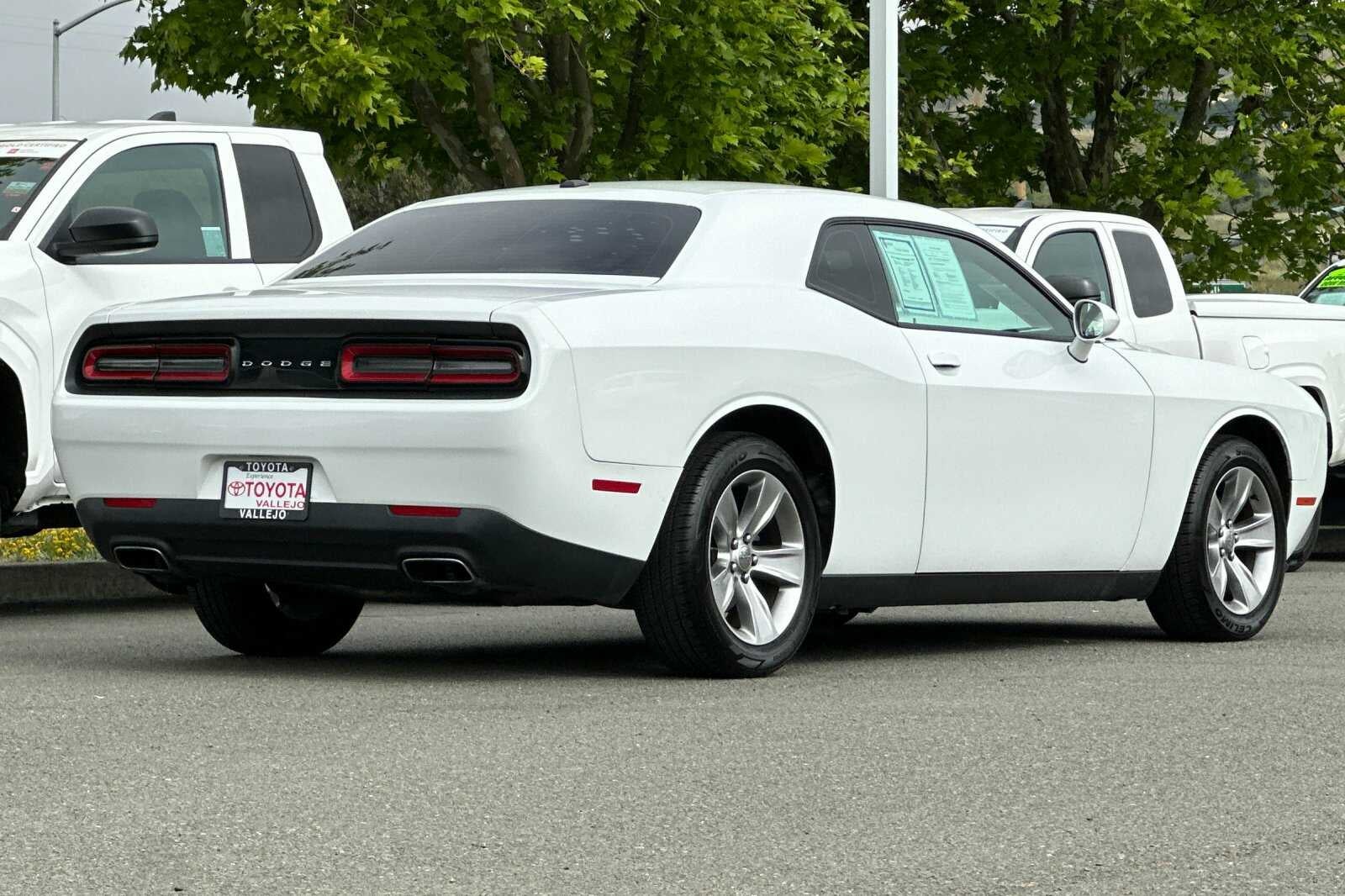 2016 Dodge Challenger SXT