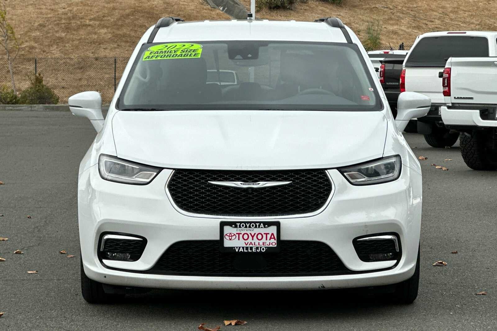 2022 Chrysler Pacifica Touring L