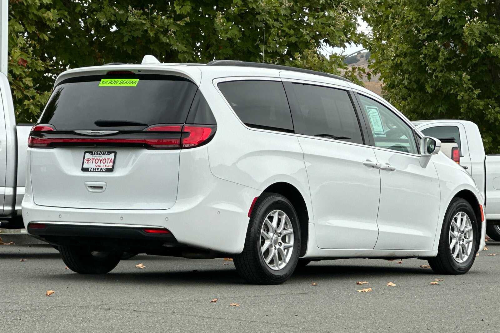 2022 Chrysler Pacifica Touring L
