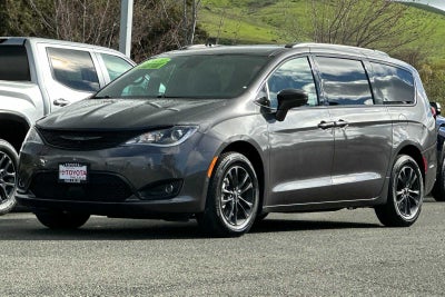 2020 Chrysler Pacifica Launch Edition