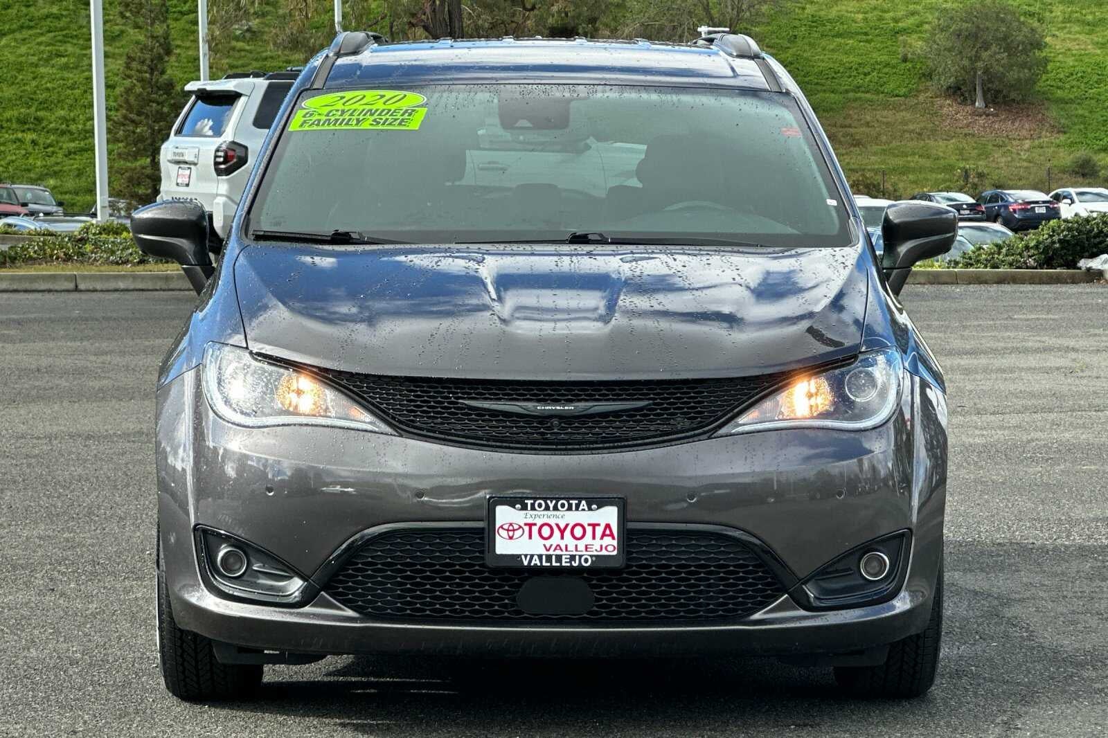 2020 Chrysler Pacifica Launch Edition