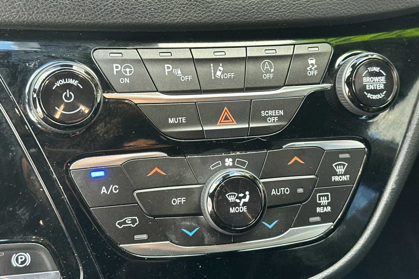 2020 Chrysler Pacifica Launch Edition