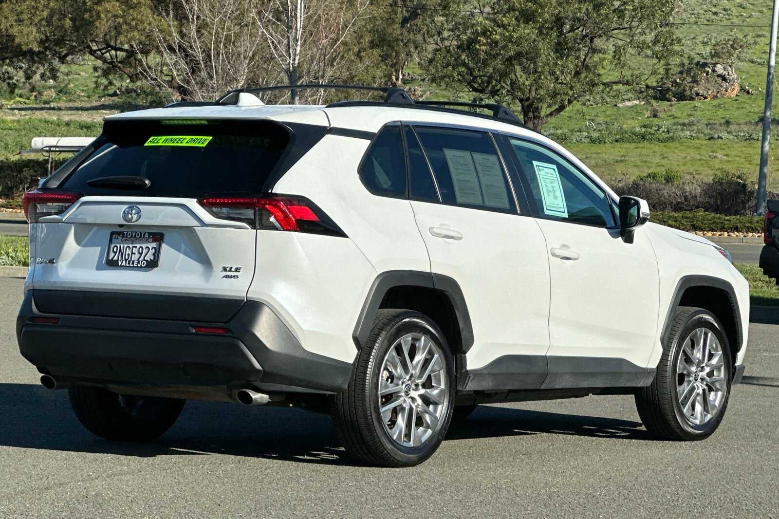 2024 Toyota RAV4 XLE Premium