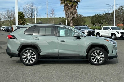 2020 Toyota RAV4 XLE Premium