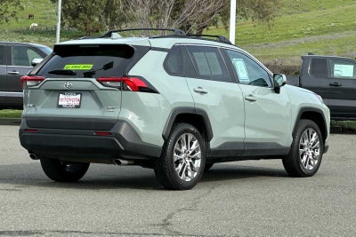 2020 Toyota RAV4 XLE Premium
