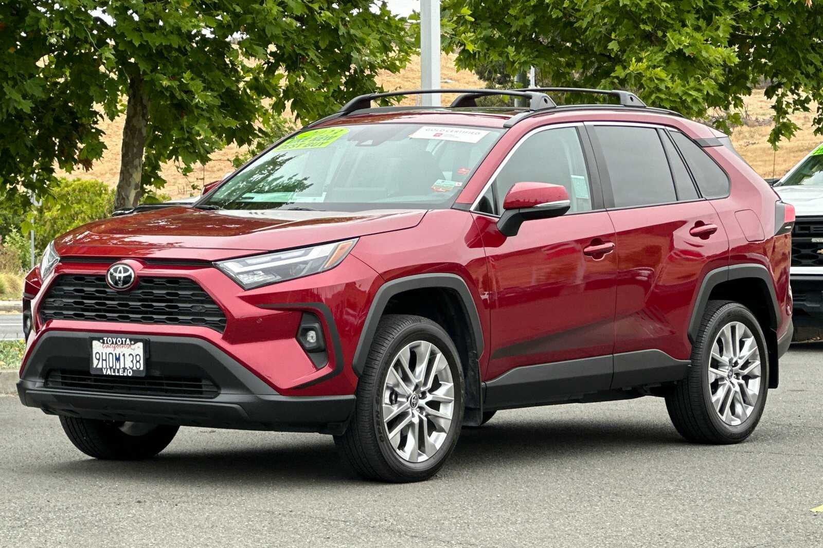 2023 Toyota RAV4 XLE Premium