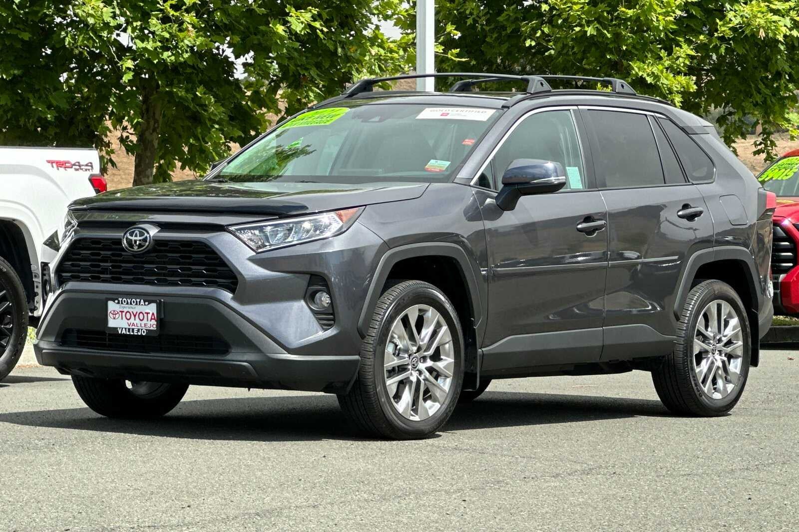 2021 Toyota RAV4 XLE Premium