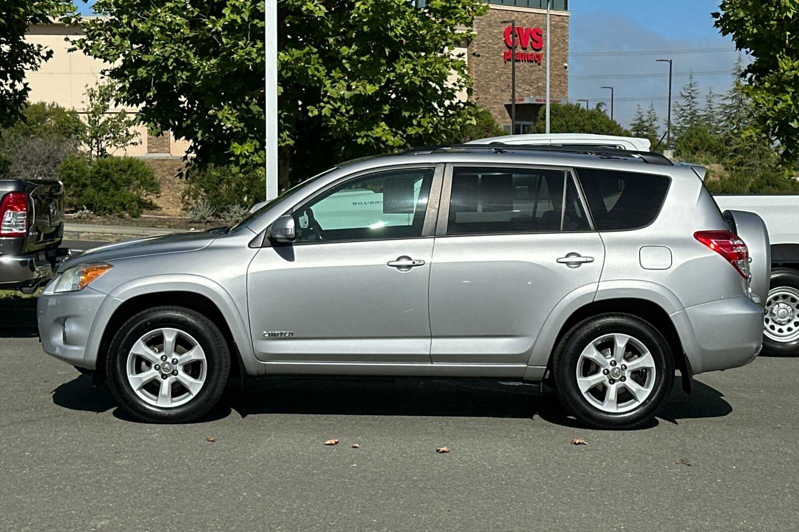 2011 Toyota RAV4 Ltd