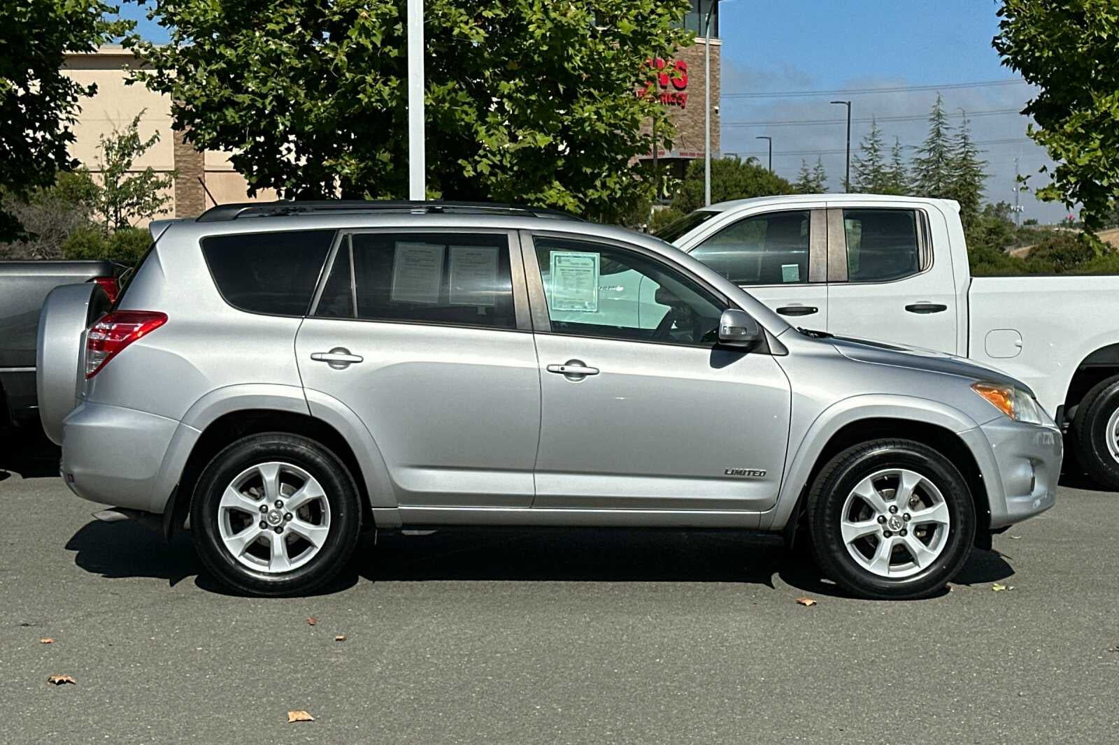2011 Toyota RAV4 Ltd