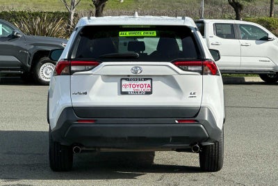2024 Toyota RAV4 LE