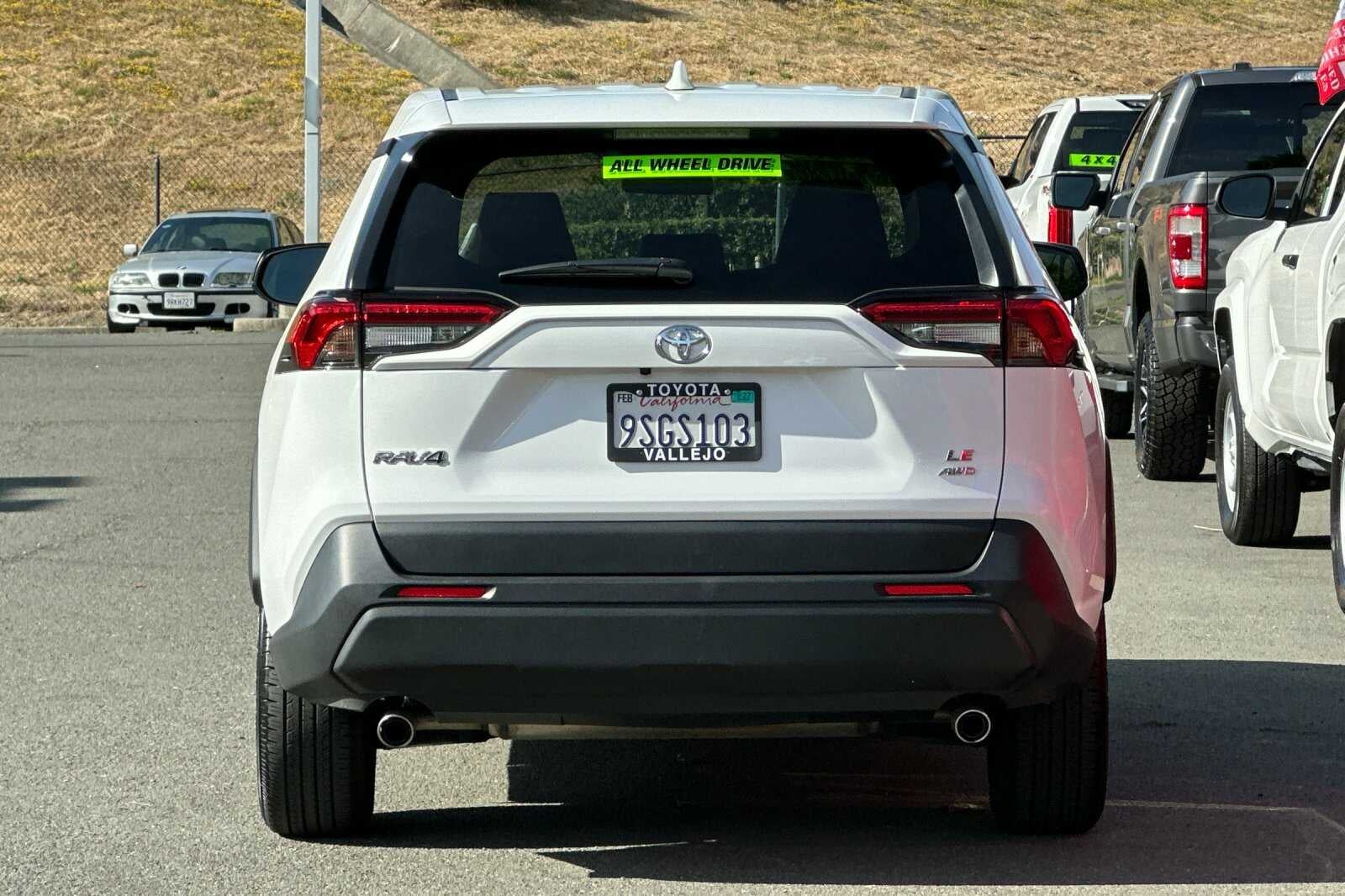 2025 Toyota RAV4 LE