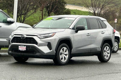 2024 Toyota RAV4 LE