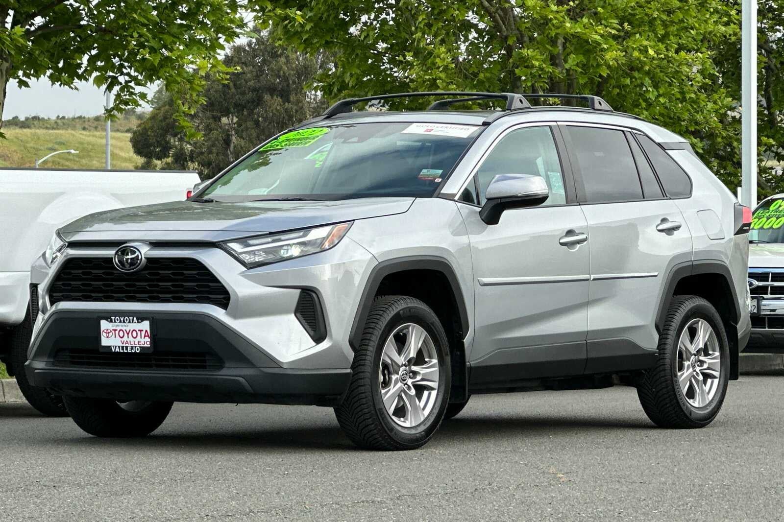 2022 Toyota RAV4 XLE