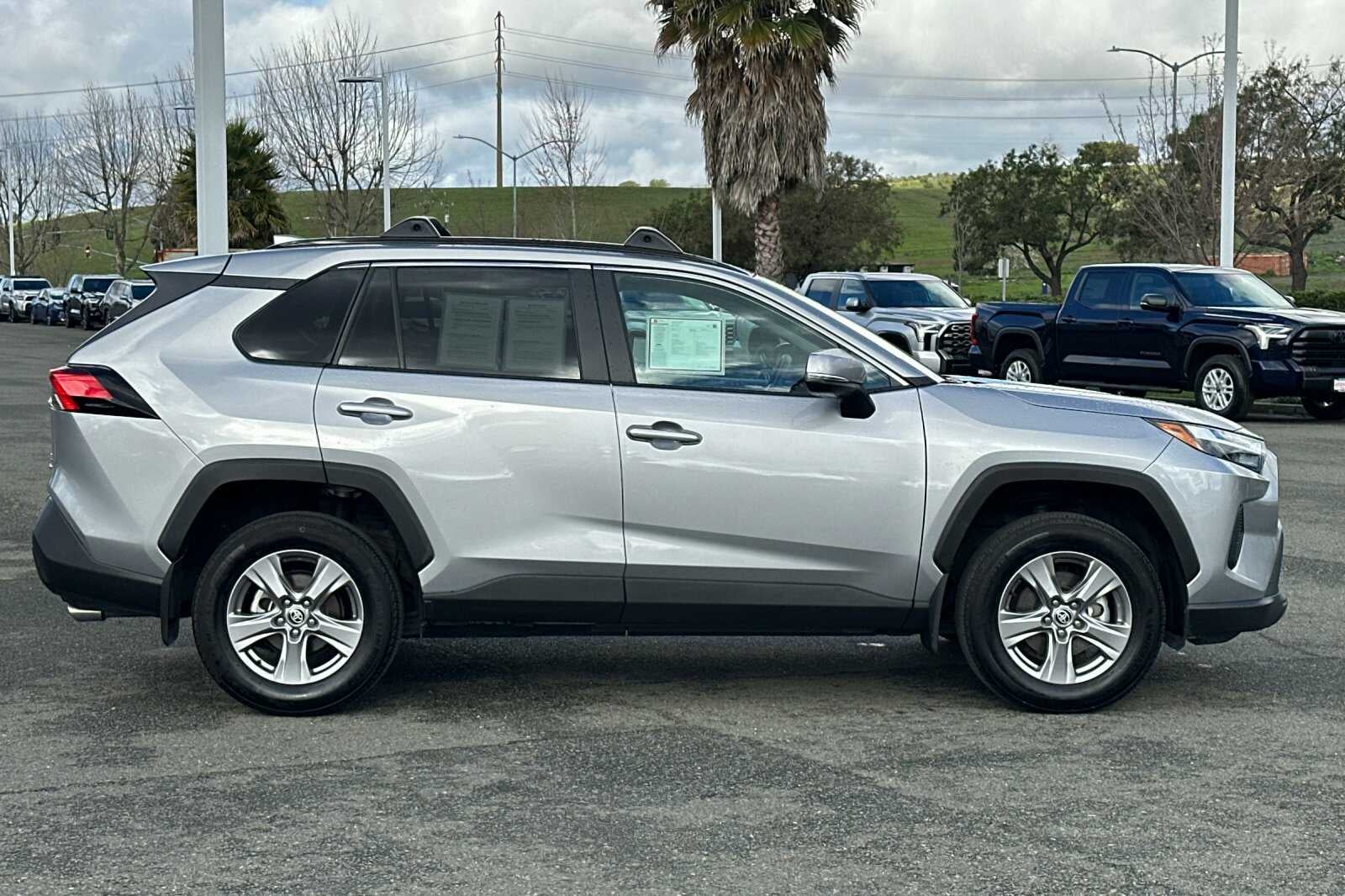 2024 Toyota RAV4 XLE