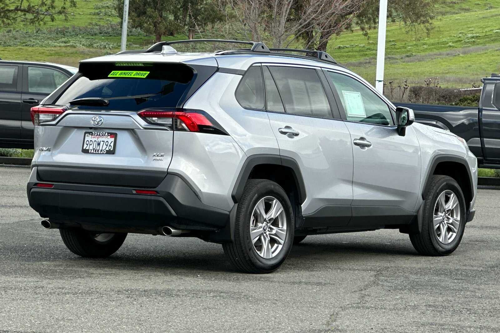 2024 Toyota RAV4 XLE