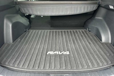 2021 Toyota RAV4 XLE 4D Sport Utility