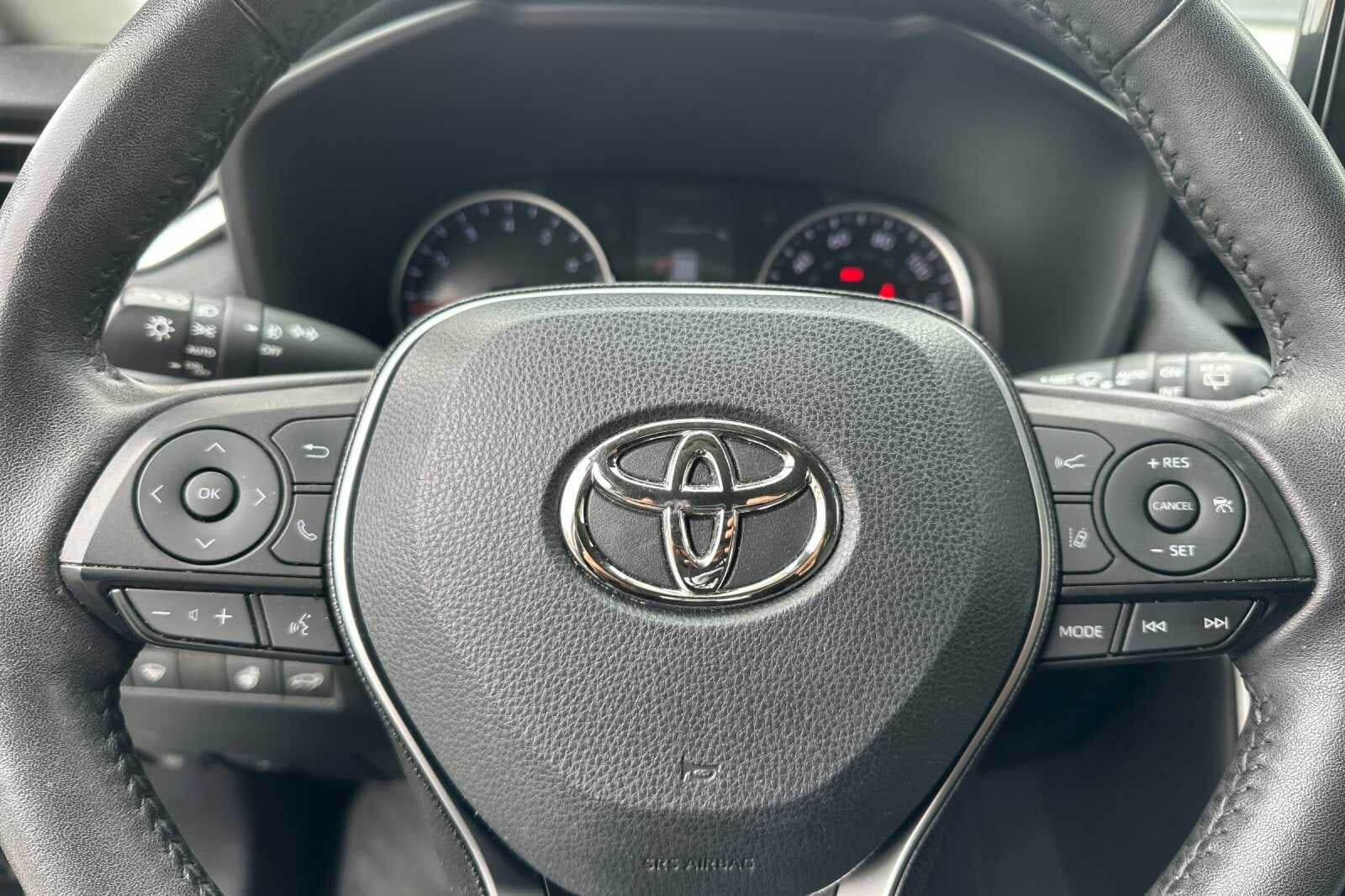 2021 Toyota RAV4 XLE 4D Sport Utility